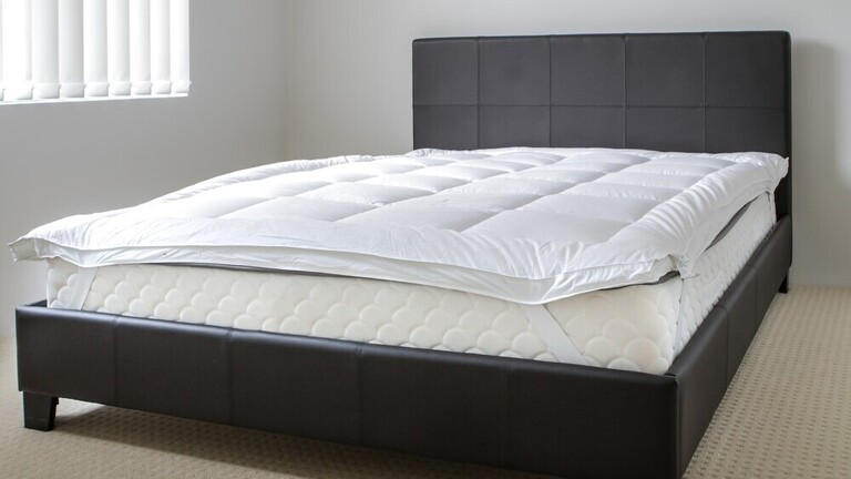 most comfortable down alternative mattress topper